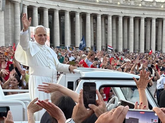 CATÓLICOS EN SEVILLA – El Papa León XIV en la Vigilia de Pentecostés: “Somos un pueblo en camino”