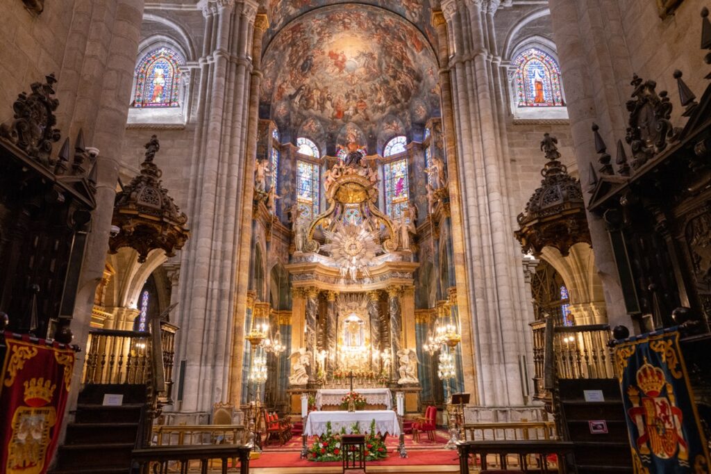 CATÓLICOS DE LUGO – La Ofrenda del Reino de Galicia