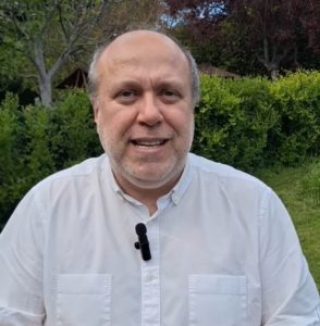 CATÓLICOS EN SALAMANCA – Santi Casanova: “Esperamos al Espíritu para ser una Iglesia diocesana más valiente, abierta y convencida de que afuera nos están esperando”