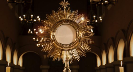 CATÓLICOS EN SEVILLA – Celebración del triduo del Corpus los días 16, 17 y 18 de junio
