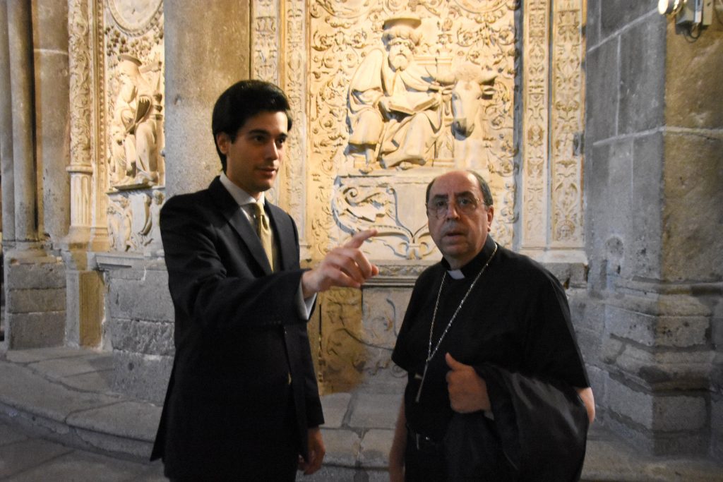 CATÓLICOS EN ÁVILA – Vasco de la Zarza: fe, arte y memoria en el corazón de Ávila