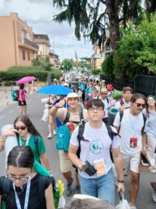 CATÓLICOS EN SALAMANCA – Una vigilia marcada por el silencio y la fe en Tor Vergata