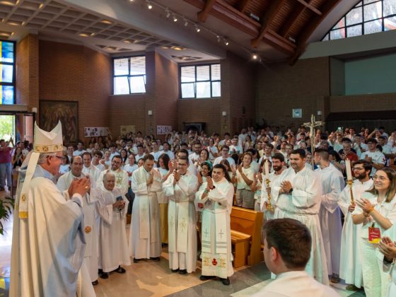 CATÓLICOS EN SEVILLA – Mons. Saiz: “No podemos callar lo que hemos visto y oído”