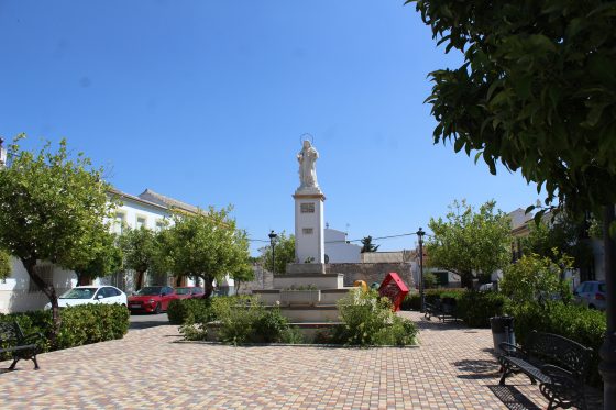 CATÓLICOS EN SEVILLA – Monumento al Sagrado Corazón en Lora de Estepa