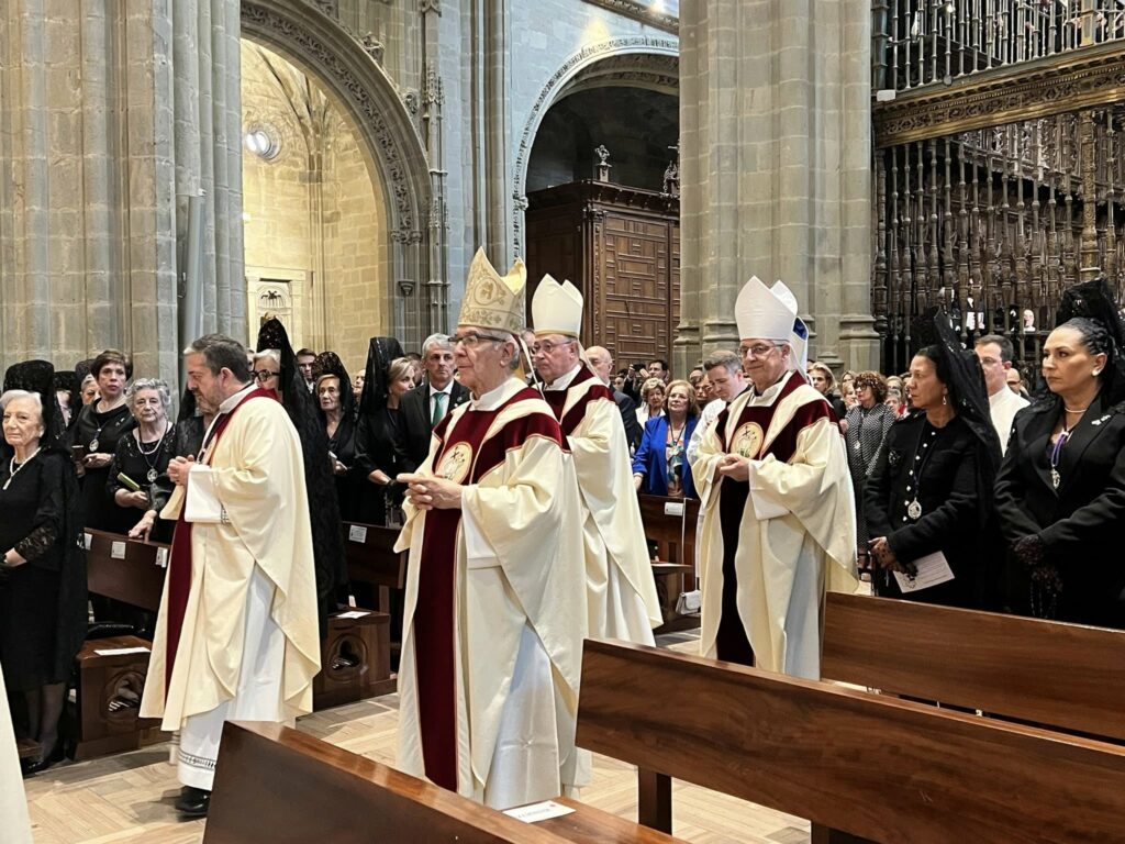 CATÓLICOS DE LUGO – Coronación de la Virgen de los Dolores de Astorga