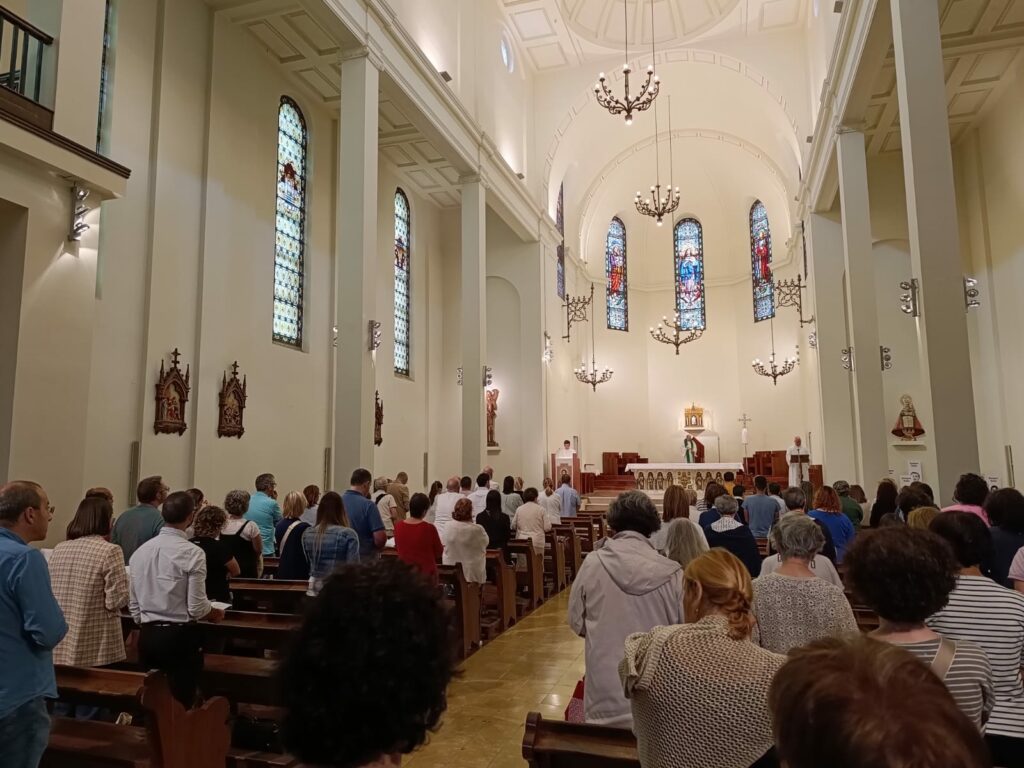 CATÓLICOS DE ASTURIAS – Profesores, catequistas y agentes de pastoral participan en la Semana Diocesana de Formación 2025