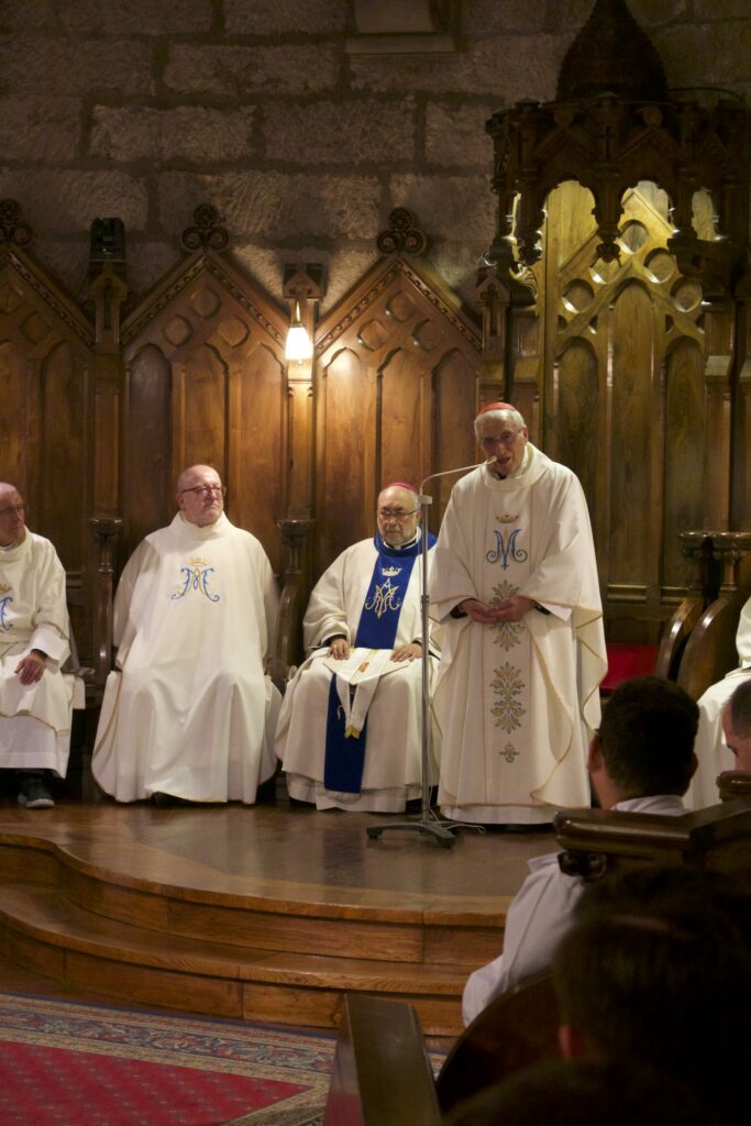 CATÓLICOS DE ASTURIAS – El Cardenal Arzobispo emérito de Madrid, Antonio Mª Rouco clausura la Novena de Covadonga