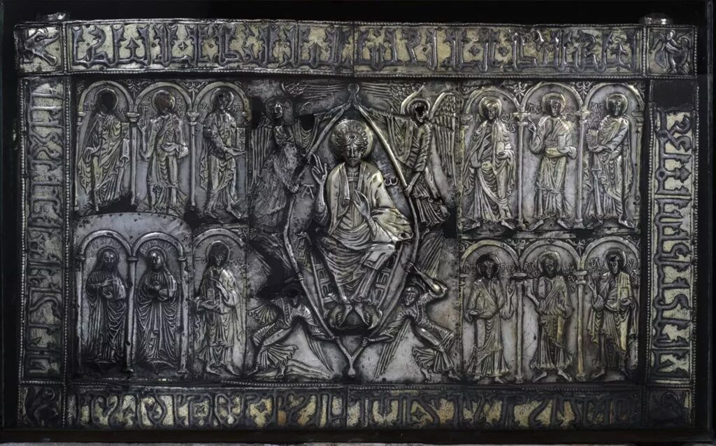 CATÓLICOS DE ASTURIAS – Ciclo de Conferencias del RIDEA ante el 950 aniversario de la apertura del Arca Santa