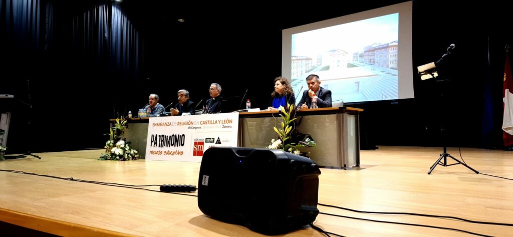 CATÓLICOS EN SALAMANCA – El profesorado de Religión participa en dos encuentros sobre patrimonio y pastoral educativa