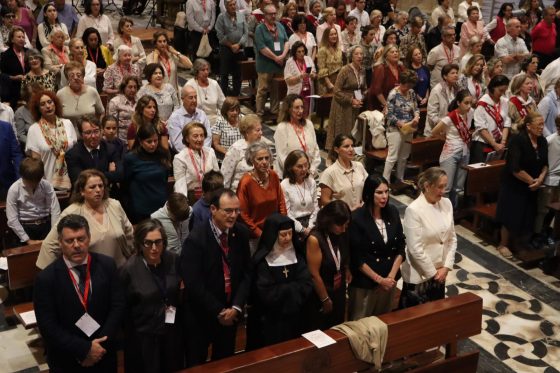 CATÓLICOS EN SEVILLA – Sevilla acogió la I Asamblea Nacional de la Guardia de Honor del Sagrado Corazón de Jesús en España