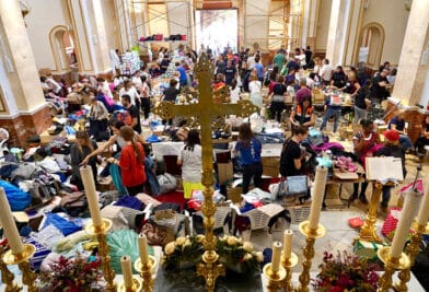 CATÓLICOS EN VALENCIA – Parroquia De la Torre: “Además de la ayuda material les hemos dado el tesoro de la Iglesia: la esperanza”