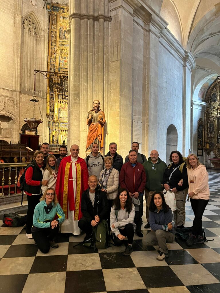 CATÓLICOS DE ASTURIAS – Reclusos, funcionarios y voluntarios de Pastoral Penitenciaria, en el Camino de Santiago