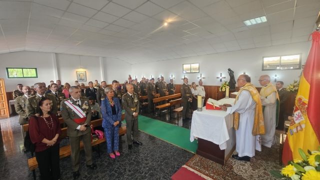 ARZOBISPADO CASTRENSE – El Cuerpo de Intendencia de Tenerife celebra los actos en honor a su patrona Santa Teresa