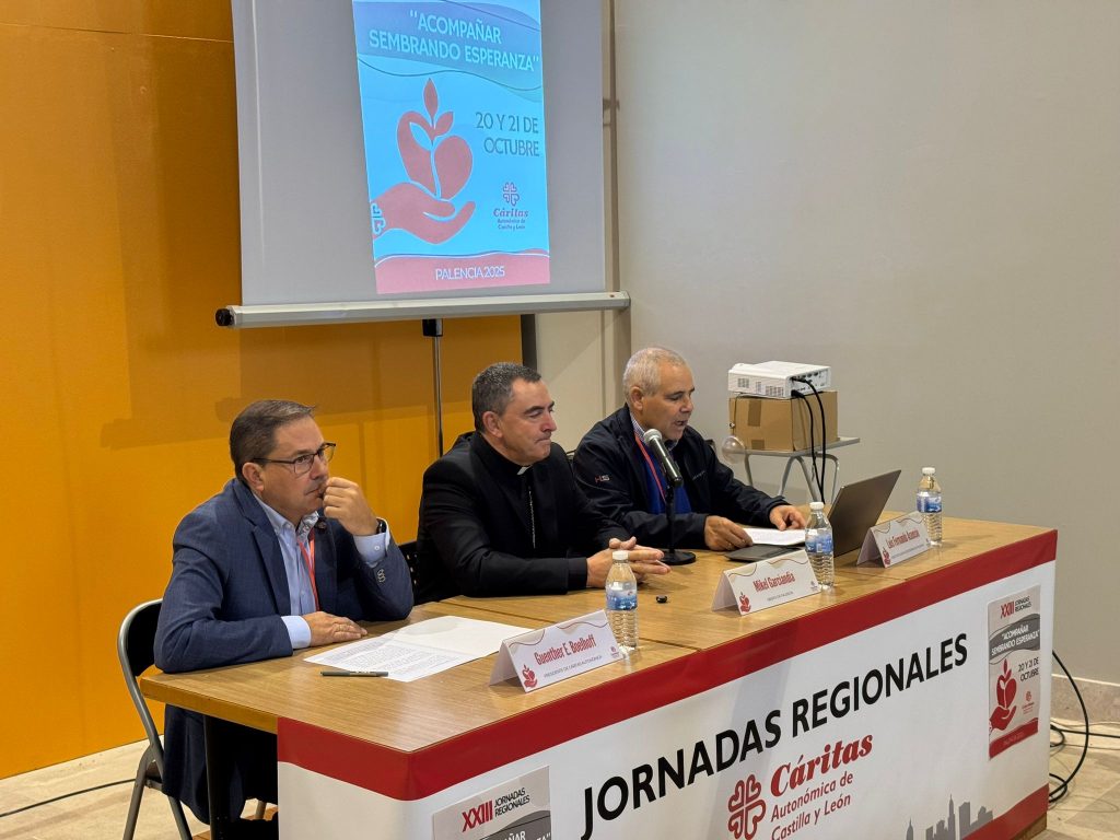 CATÓLICOS EN ÁVILA – «Acompañar sembrando esperanza»: encuentro regional de las distintas Cáritas diocesanas