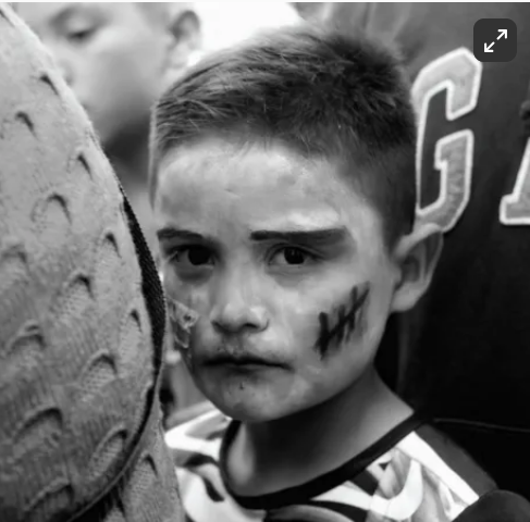 Tradicionalismo – Infancia en España, una actividad de alto riesgo