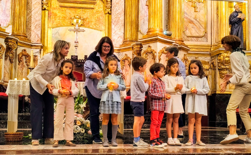 CATÓLICOS DE VIZCAYA – Presentación de 1º de catequesis en la misa familiar