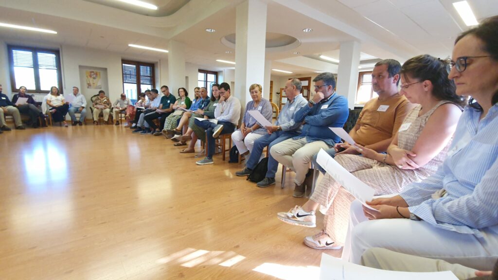 CATÓLICOS EN SALAMANCA – Un retiro marca el inicio de curso de la Delegación de Familia y Vida