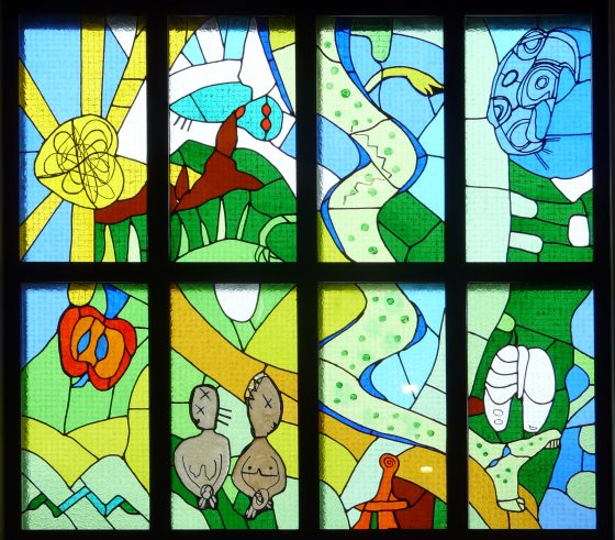 CATÓLICOS EN SEVILLA – Vidrieras de la Parroquia de Ntra. Sra. de la Oliva, de Dos Hermanas (I)