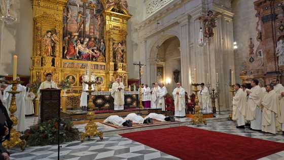CATÓLICOS EN SEVILLA – El diaconado permanente, un signo vivo de Cristo Servidor