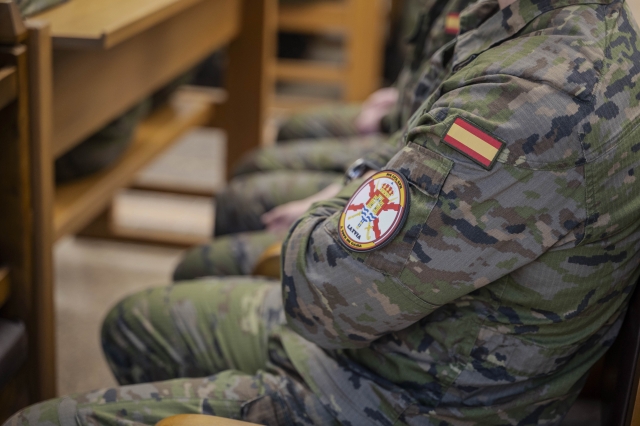 ARZOBISPADO CASTRENSE – Confirmaciones del Contingente Flanco Este – Letonia XVII