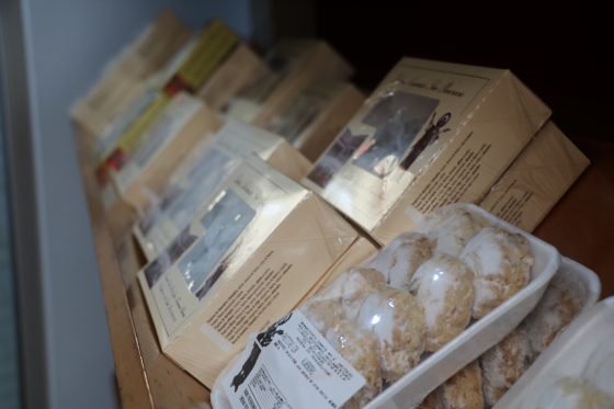 CATÓLICOS EN SEVILLA – Las parroquias venden repostería conventual para ayudar a las religiosas de clausura