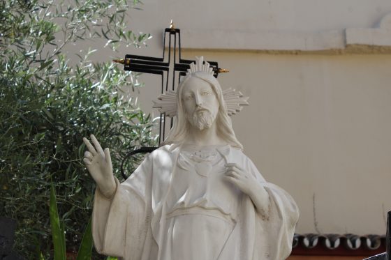 CATÓLICOS EN SEVILLA – Monumento al Sagrado Corazón en Sevilla (Monasterio de las Mínimas)