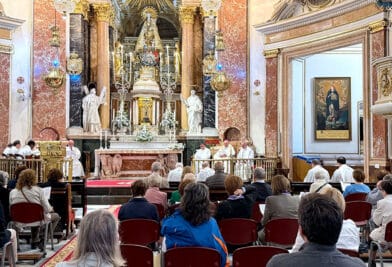 CATÓLICOS EN VALENCIA – El Arzobispo de Valencia inicia la visita pastoral a la archidiócesis en la Basílica de la Virgen