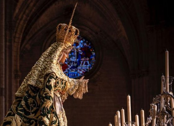 CATÓLICOS EN SEVILLA – Mons. Saiz a la Hermandad de la Esperanza de Triana: «Habéis hecho visible el amor de Dios a los pobres»