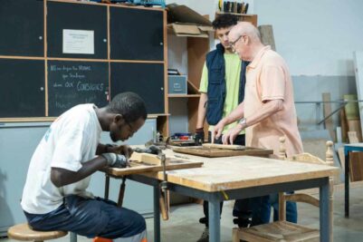 CATÓLICOS EN VALENCIA – Cáritas Valencia lanza su campaña ‘Dona amb cor’, con propuestas y acciones solidarias para realizar en Navidad