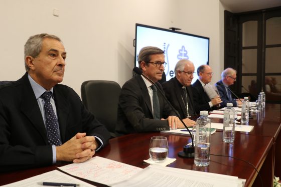 CATÓLICOS EN SEVILLA – Mons, Saiz Meneses: «El hombre no puede ser reducido a un algoritmo»