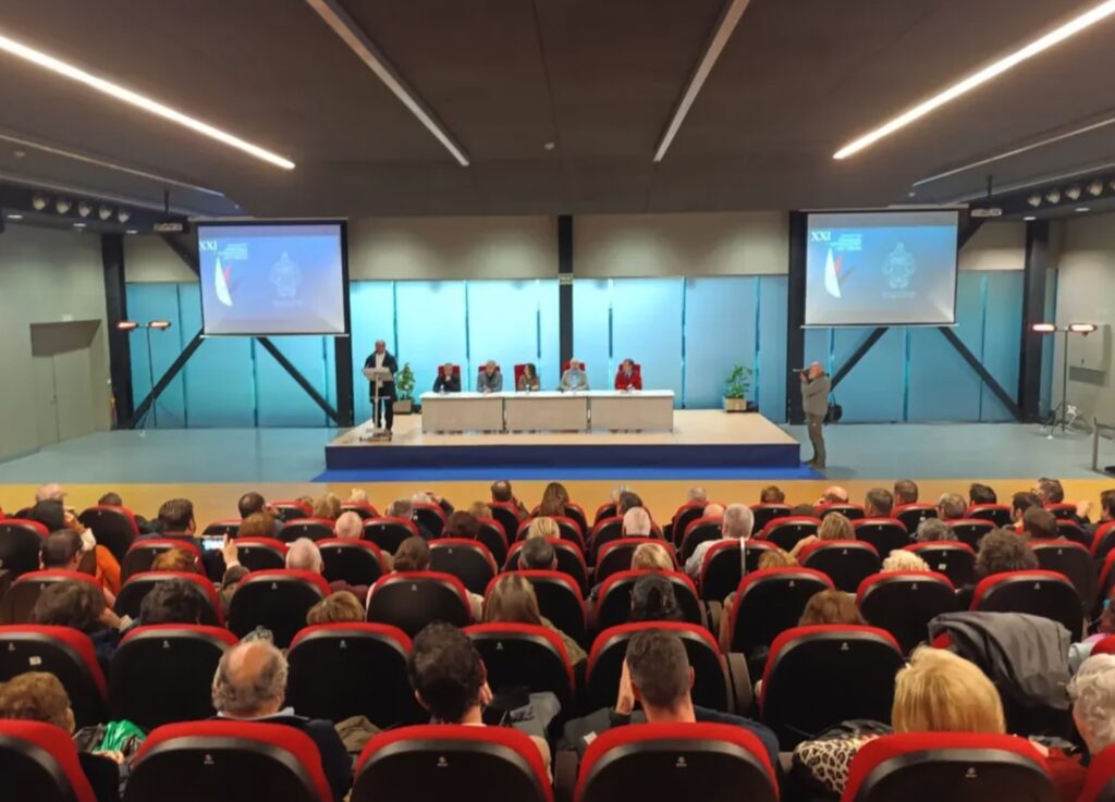 CATÓLICOS DE ASTURIAS – Celebrado en Avilés el XXI Encuentro diocesano de Cofradías y Hermandades
