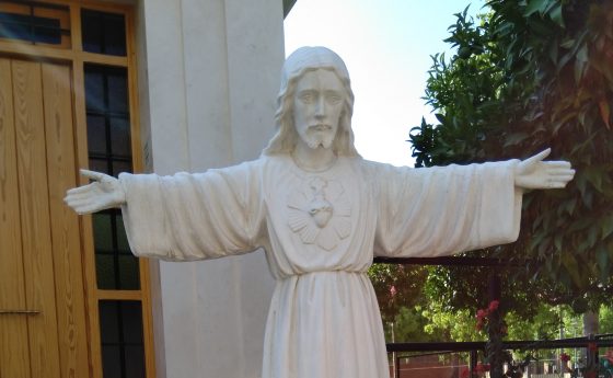 CATÓLICOS EN SEVILLA – Monumento al Sagrado Corazón en Sevilla (Parroquia Ntra. Sra. de los Ángeles)