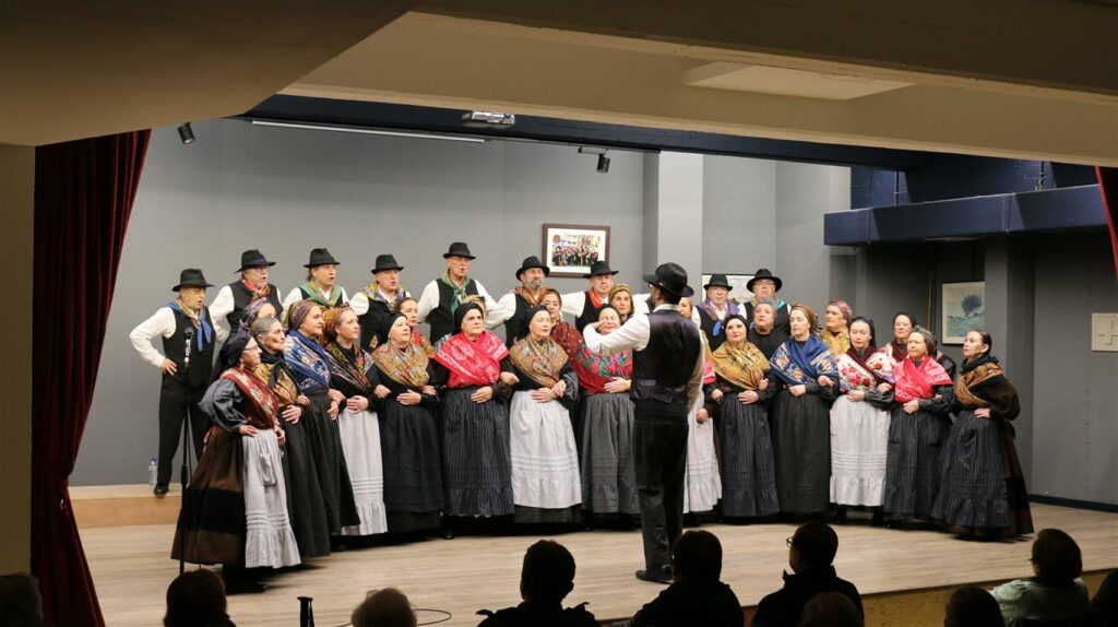 CATÓLICOS EN LA CORUÑA – Actuación da Coral de Xacarandaina nas Festas Patronais de San Francisco Javier