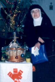 CATÓLICOS EN VALENCIA – Avanza el proceso de beatificación de la carmelita María Carmen Crespo Roig, cuya fama de santidad sigue en aumento