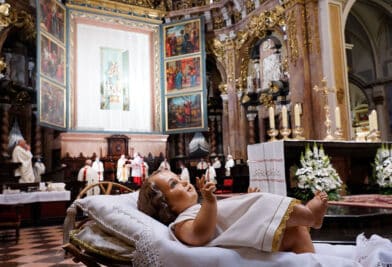 CATÓLICOS EN VALENCIA – La Catedral acogerá la tradicional Misa del Gallo, este miércoles, presidida por el Arzobispo
