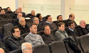 CATÓLICOS EN SEVILLA – Monseñor Teodoro León: “El Adviento es un tiempo propicio para el silencio y la oración”