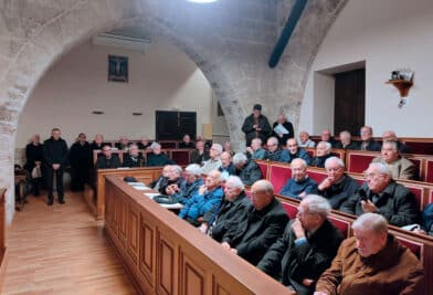 CATÓLICOS EN VALENCIA – La Delegación del Clero y los sacerdotes mayores felicitan la Navidad al Arzobispo