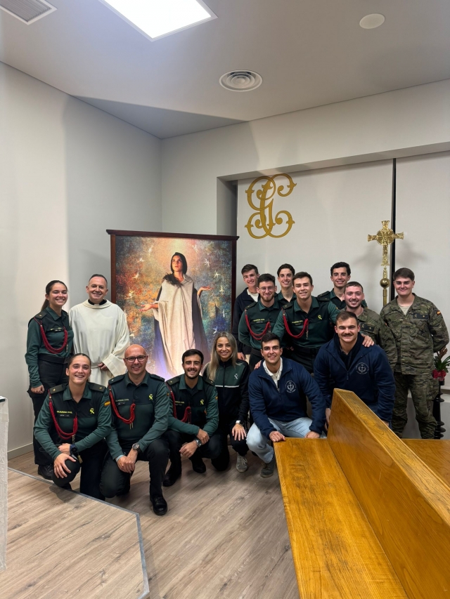 ARZOBISPADO CASTRENSE – LA INMACULADA JOVEN RECORRE UNIDADES DE LA GUARDIA CIVIL EN MADRID