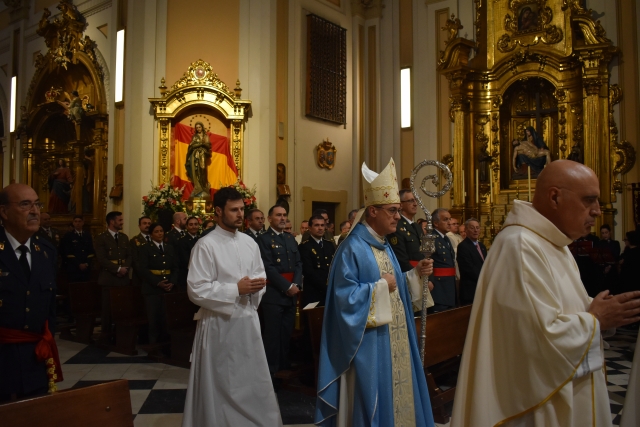 ARZOBISPADO CASTRENSE – Celebración de la Inmaculada Concepción y Acto de Imposición de la Cruz Fidélitas, en la Catedral Castrense