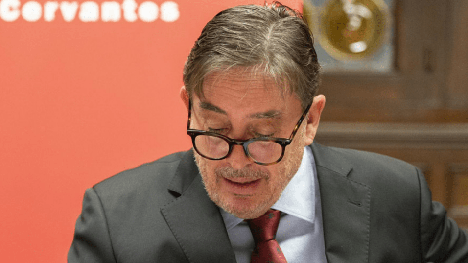 Tradicionalismo – Bulos, globos sonda, desmentidos y renuncias. Cuando la guerra cultural se pone tonta