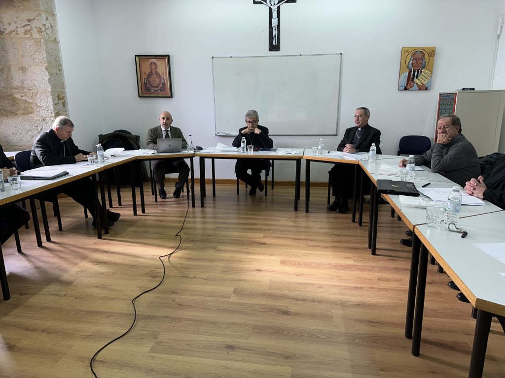 CATÓLICOS EN ÁVILA – Zamora acoge la reunión del Patronato Edades del Hombre