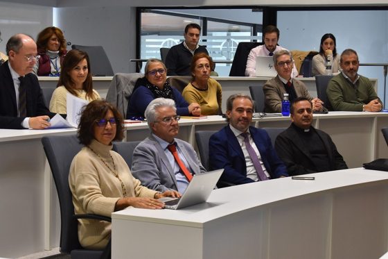 CATÓLICOS EN SEVILLA – Dimensión vocacional en el ejercicio de la docencia, tema central del Seminario de Formación del CEU Andalucía