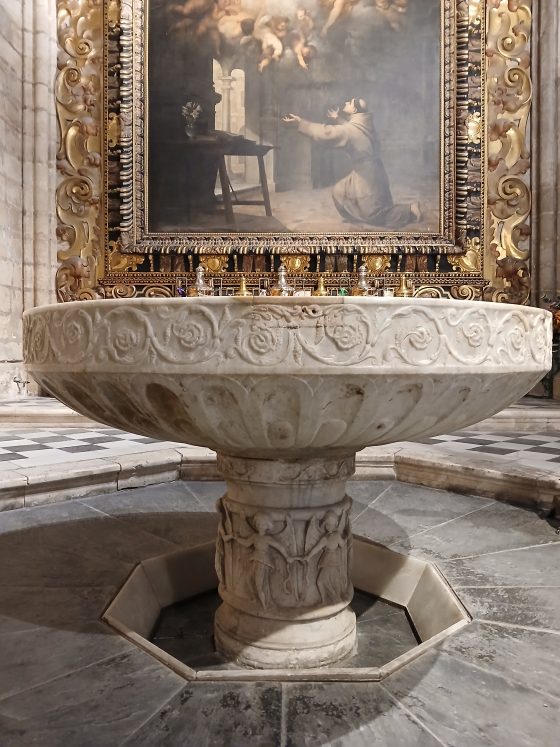 CATÓLICOS EN SEVILLA – Algunas Pilas bautismales destacadas de nuestra Archidiócesis