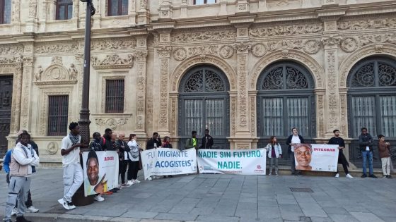 CATÓLICOS EN SEVILLA – Nuevo Círculo de Silencio este viernes en la Plaza San Francisco de Sevilla