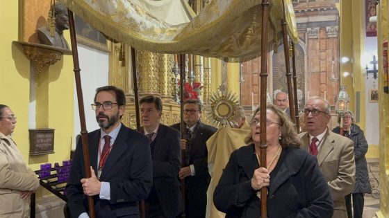 CATÓLICOS EN SEVILLA – El arzobispo a las hermandades sacramentales puras de Sevilla: “No olvidéis que la Eucaristía conduce necesariamente al hermano”