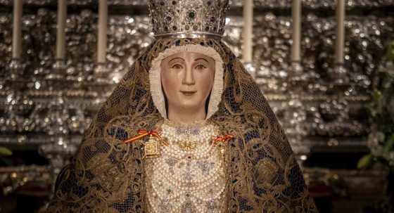 CATÓLICOS EN SEVILLA – La Catedral de Sevilla acometerá una intervención de mantenimiento a la imagen de la Virgen de los Reyes