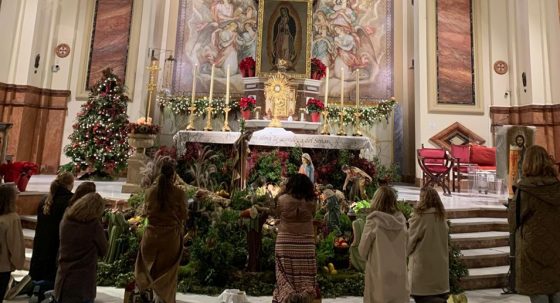 CATÓLICOS EN SEVILLA – “El amor de las madres conquista al mundo”