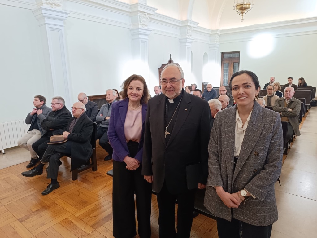 CATÓLICOS DE ASTURIAS – Presentado el proyecto «Pinturas murales en las Iglesias y Capillas de la Diócesis de Oviedo»