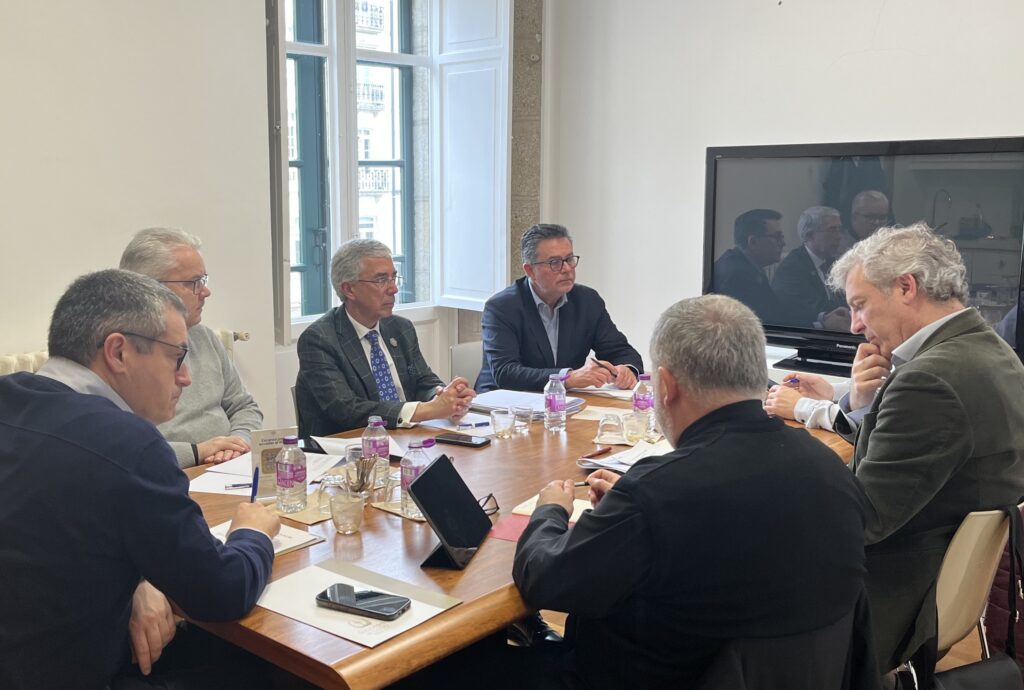 CATÓLICOS DE LUGO – Reunión de los ecónomos diocesanos en Lugo