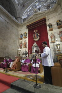 CATÓLICOS EN SALAMANCA – La Catedral de Salamanca impulsa la creación de una asamblea litúrgica estable para la oración comunitaria